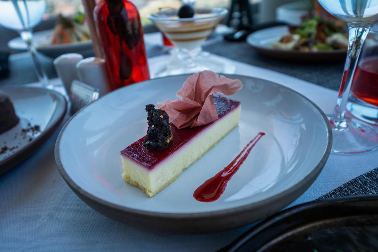 Mandarin Palace Hotel & Spa Танжер Экстерьер фото A cheesecake